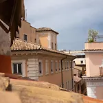 Piazza Del Popolo Rooms